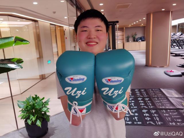 勒沃库森迎全明星赛关键赛国足赛场霸气怒吼，连对手都承认：Uzi在DWG比赛中突破纪录(拜仁慕尼黑vs勒沃库森)